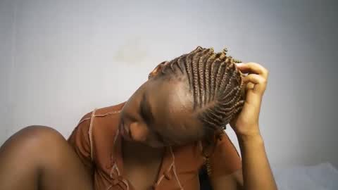 dollberry online show from February 2025 10:55:01 PM