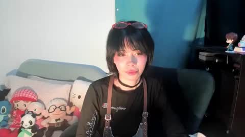 Snapshot of dolliette chatting on September 2025 03:07:02 AM mina online show from September 2025 03:07:02 AM