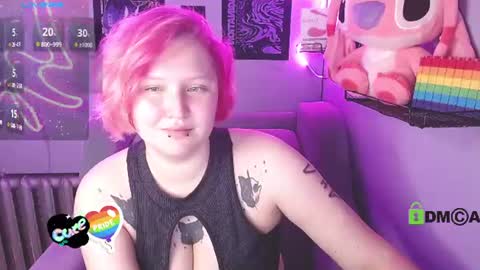 Snapshot of dollirosee chatting on June 2026 04:32:02 AM dollirosee online show from June 2026 04:32:02 AM