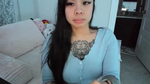 Snapshot of dolllface chatting on April 2026 10:15:01 AM DOLLLFACE online show from April 2026 10:15:01 AM