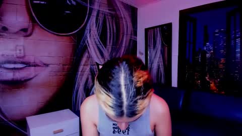 Snapshot of dolly_pocket chatting on March 2026 09:10:01 PM Dolly pocket online show from March 2026 09:10:01 PM