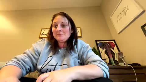 Dolly online show from March 2025 11:56:02 PM