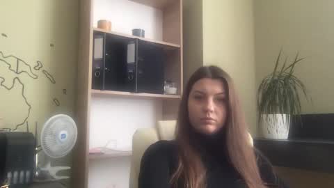 DollyRoma online show from October 2025 08:18:01 AM