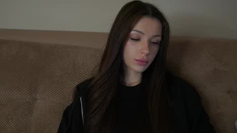 Snapshot of dollyvela chatting on March 2026 09:08:02 PM Dolly online show from March 2026 09:08:02 PM