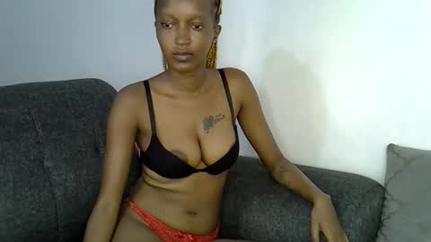 Snapshot of dolsexy chatting on April 2026 05:32:02 AM dolsexy online show from April 2026 05:32:02 AM