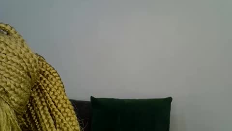 Snapshot of dolsexy chatting on April 2026 07:57:02 AM dolsexy online show from April 2026 07:57:02 AM