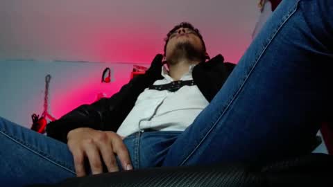 Diego Castell online show from January 2026 11:53:01 PM