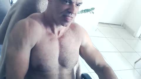 dom_sexx online show from December 2025 04:35:02 PM