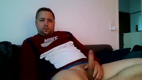 dombio_12 online show from September 2025 04:21:01 PM