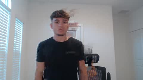 Dom online show from October 2025 09:50:01 PM