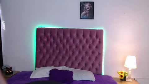 Snapshot of domenica_west chatting on January 2025 12:49:01 PM domenica online show from January 2025 12:49:01 PM