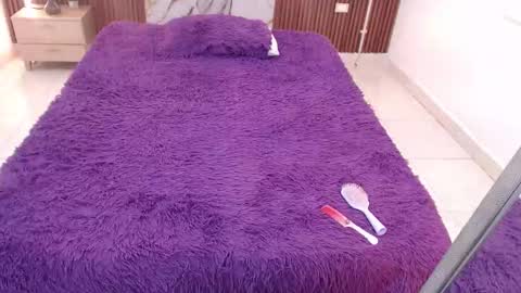 Snapshot of domenica_west chatting on October 2025 12:04:02 PM domenica online show from October 2025 12:04:02 PM