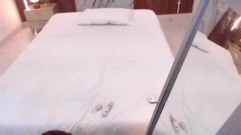 Snapshot of domenica_west chatting on October 2025 12:39:02 PM domenica online show from October 2025 12:39:02 PM