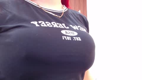 Snapshot of domenica_west chatting on November 2025 12:15:02 PM domenica online show from November 2025 12:15:02 PM