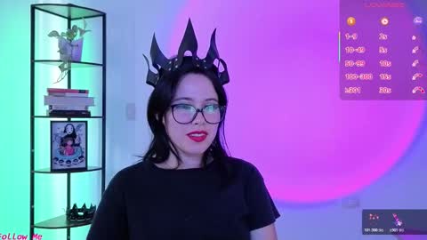 Snapshot of domgiirl chatting on March 2026 09:12:01 PM Mistress online show from March 2026 09:12:01 PM