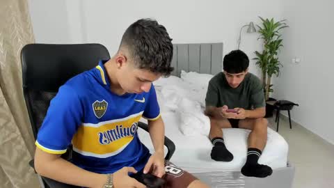 Snapshot of domi_master chatting on March 2025 01:45:01 AM MASTER online show from March 2025 01:45:01 AM