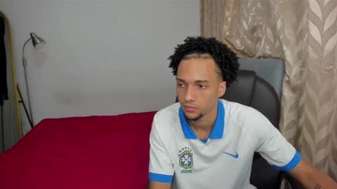 Snapshot of domi_master chatting on September 2025 02:06:01 AM MASTER online show from September 2025 02:06:01 AM