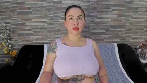 Snapshot of domina0 chatting on September 2025 01:59:02 PM domi online show from September 2025 01:59:02 PM