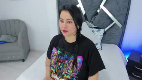 domi  online show from July 2026 12:00:01 PM