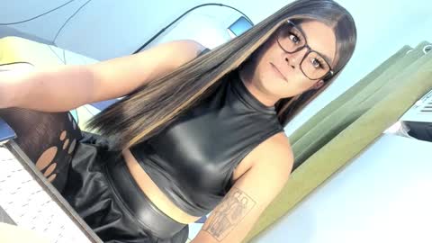 ANGELA online show from September 2025 04:38:01 AM