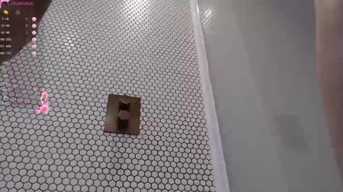 Alex...  online show from January 2025 01:35:01 PM