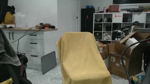 Snapshot of dominantblonde93 chatting on April 2026 01:08:02 PM dominantblonde93 online show from April 2026 01:08:02 PM