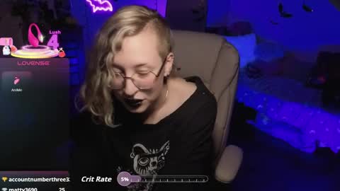 Snapshot of dominantman18064 chatting on March 2026 10:48:01 PM Bigbearnbunnyboy online show from March 2026 10:48:01 PM