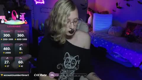 Snapshot of dominantman18064 chatting on April 2026 10:22:02 PM Bigbearnbunnyboy online show from April 2026 10:22:02 PM