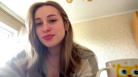 Mia online show from April 2026 08:14:01 AM