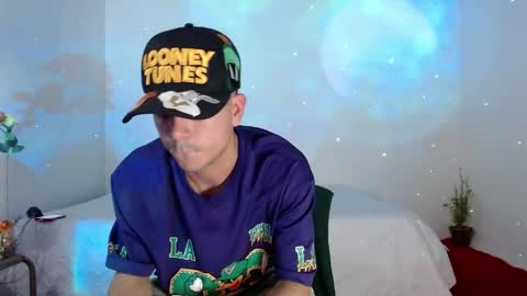 Snapshot of dominic_hanks chatting on May 2026 06:18:01 AM DOMINIC AND ANDREW online show from May 2026 06:18:01 AM