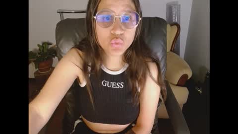 Snapshot of dominica3 chatting on March 2026 11:22:01 PM online show from March 2026 11:22:01 PM