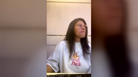 Snapshot of dominica3 chatting on March 2026 02:39:02 PM online show from March 2026 02:39:02 PM