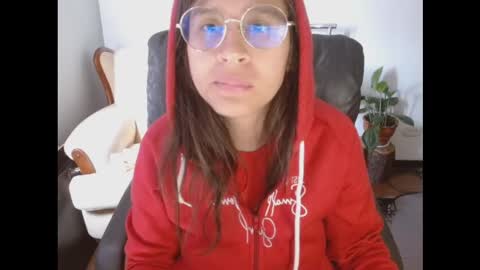 Snapshot of dominica3 chatting on March 2026 01:33:01 PM online show from March 2026 01:33:01 PM