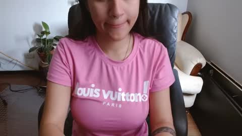 Snapshot of dominica3 chatting on April 2026 03:54:01 PM online show from April 2026 03:54:01 PM