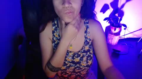 Snapshot of dominica3 chatting on April 2026 07:33:02 AM online show from April 2026 07:33:02 AM