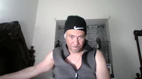 Snapshot of dominicanorico chatting on April 2026 04:46:01 AM luis online show from April 2026 04:46:01 AM