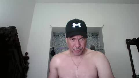 Snapshot of dominicanorico chatting on April 2026 05:14:02 PM luis online show from April 2026 05:14:02 PM