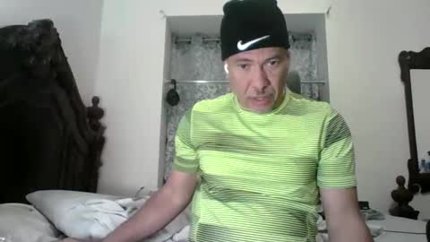 Snapshot of dominicanorico chatting on April 2026 02:53:02 AM luis online show from April 2026 02:53:02 AM