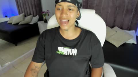 Dominick  online show from January 2025 08:35:02 PM