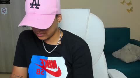 Dominick  online show from September 2025 05:20:01 AM