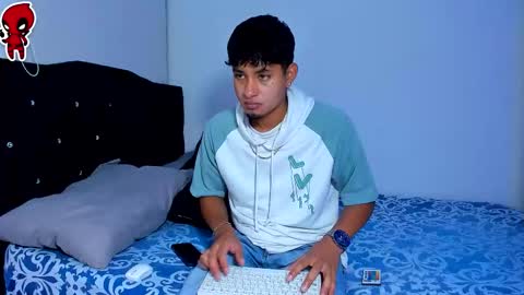 Snapshot of dominick_king chatting on March 2026 11:30:02 PM Dominic online show from March 2026 11:30:02 PM