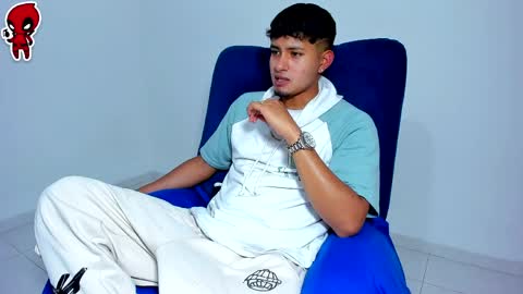 Snapshot of dominick_king chatting on April 2026 02:34:01 AM Dominic online show from April 2026 02:34:01 AM