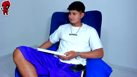 Snapshot of dominick_king chatting on April 2026 12:16:02 AM Dominic online show from April 2026 12:16:02 AM