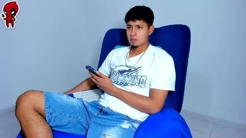 Snapshot of dominick_king chatting on April 2026 11:51:02 PM Dominic online show from April 2026 11:51:02 PM