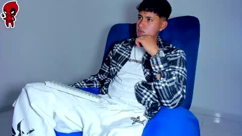 Snapshot of dominick_king chatting on May 2026 12:04:02 AM Dominic online show from May 2026 12:04:02 AM