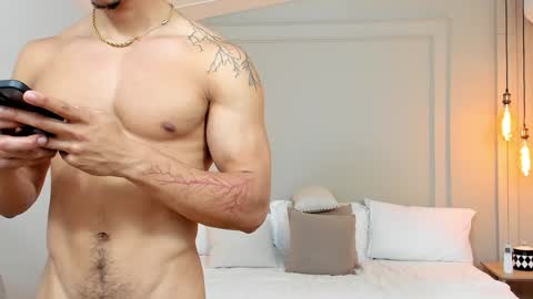 Dominick Star online show from December 2024 07:22:01 AM