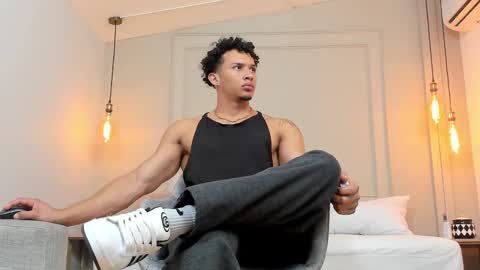 Dominick Star online show from January 2025 09:30:02 AM