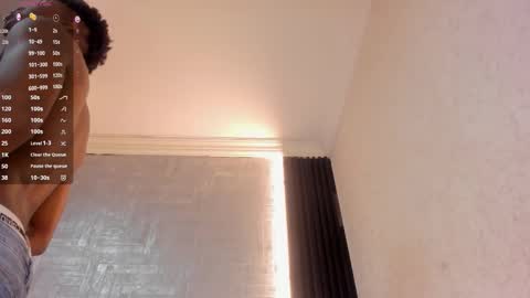 Dominicscott online show from November 2025 12:59:02 PM