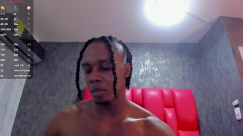Snapshot of dominicsccott chatting on May 2026 01:07:02 PM Dominicscott online show from May 2026 01:07:02 PM