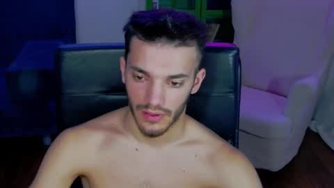 dominicvalente online show from October 2025 05:47:03 PM